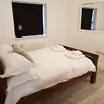 Oxford Modern Guest House